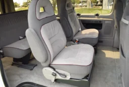 
										1997 Ford E-350 Club Wagon Chateau 7.3L Power Stroke full									