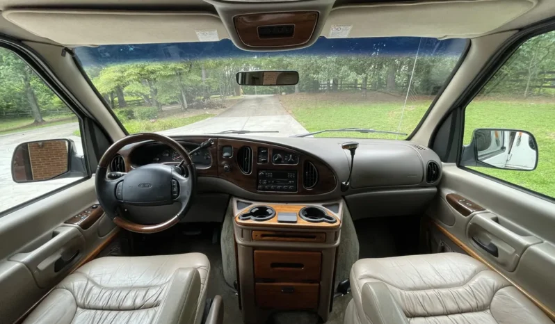 
								1999 Ford Econoline E-150 Sherrod Conversion Van full									