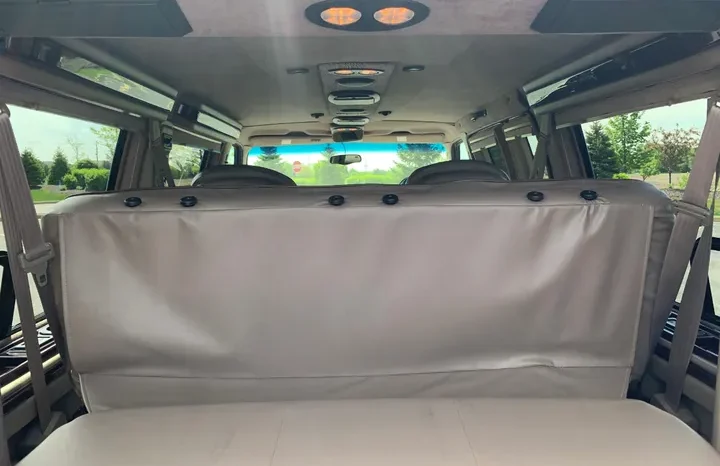 
								2001 Ford Econoline E-350 Super Duty Waldoch Conversion Van full									