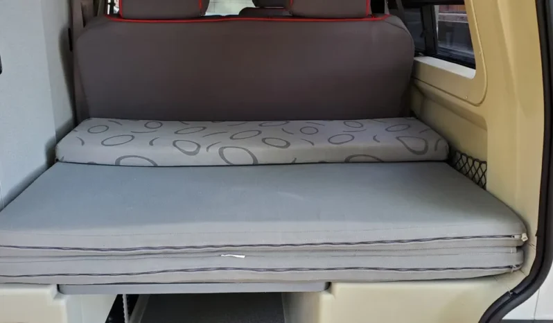 
								2002 Volkswagen Eurovan Camper full									