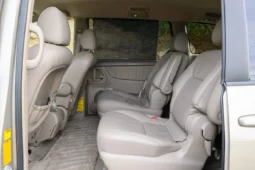 
										2004 Toyota Sienna XLE full									