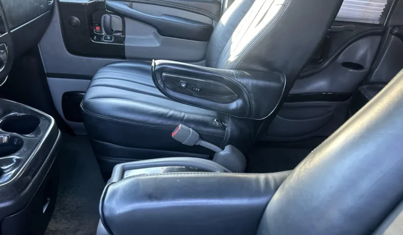
								2013 Chevrolet Express Explorer Limited SE Conversion Van full									