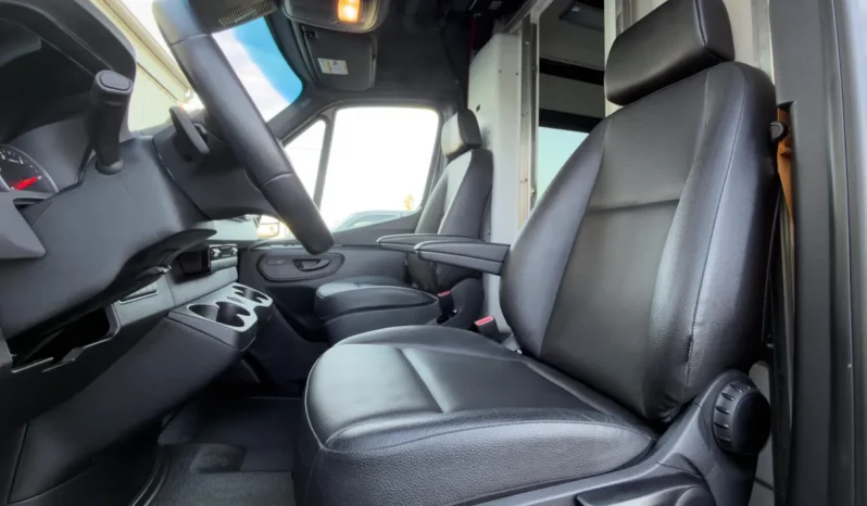 
								2021 Mercedes-Benz Sprinter 4500 Mobile Kitchen full									