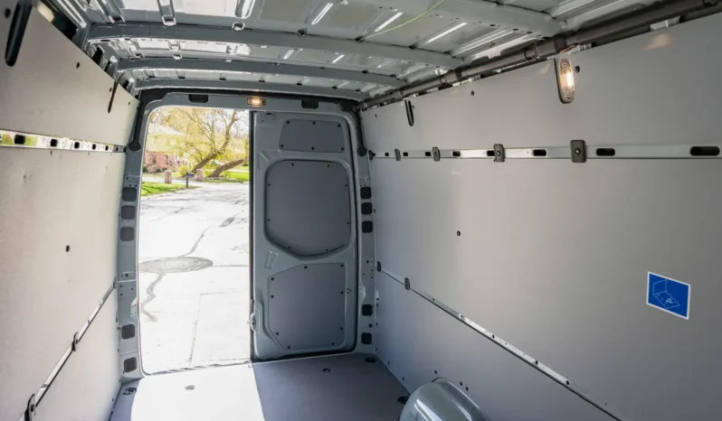 
								2023 Mercedes-Benz Sprinter 2500 Cargo Van full									