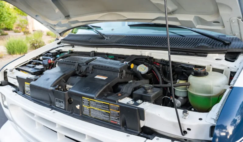 
								1998 Ford Econoline E-350 Power Stroke Conversion Van full									
