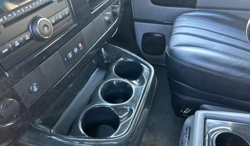 
								2013 Chevrolet Express Explorer Limited SE Conversion Van full									