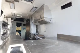
										2021 Mercedes-Benz Sprinter 4500 Mobile Kitchen full									