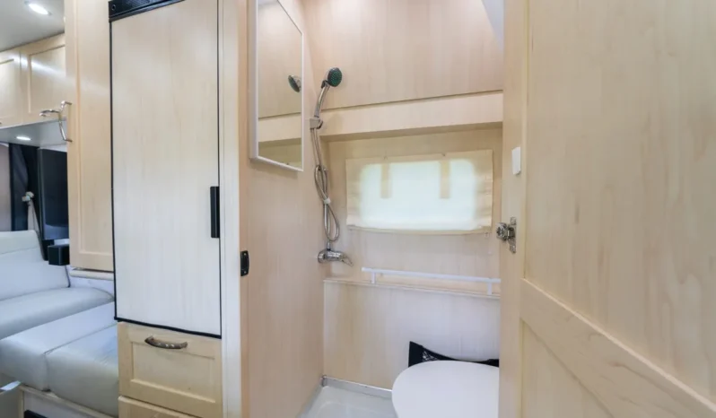 
								2021 Pleasure-Way Ontour 2.0 Class B Motorhome full									