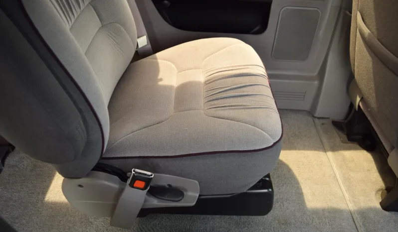 
								1997 Ford E-350 Club Wagon Chateau 7.3L Power Stroke full									