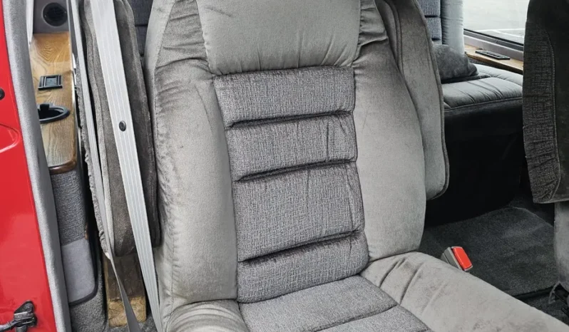 
								2001 Dodge Ram 1500 DMC Conversion Van full									