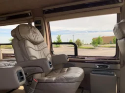 
										2001 Ford Econoline E-350 Super Duty Waldoch Conversion Van full									