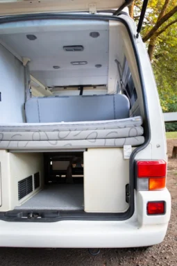 
										2001 Volkswagen EuroVan Winnebago Camper full									