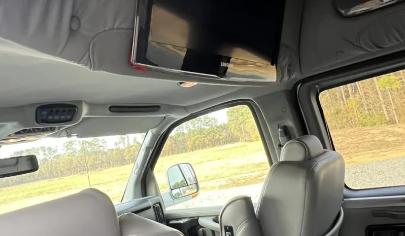 
								2010 Chevrolet Express Explorer Limited SE Conversion Van full									