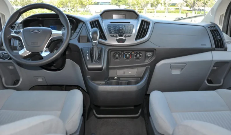 
								2016 Ford Transit 350 XLT 15-Passenger Wagon full									