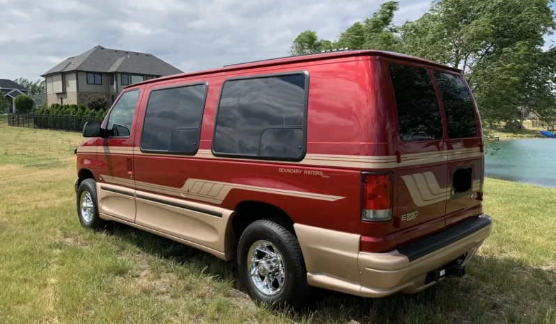 
								2001 Ford Econoline E-350 Super Duty Waldoch Conversion Van full									