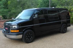 
										2003 GMC Savana G1500 Regency Conversion Van full									