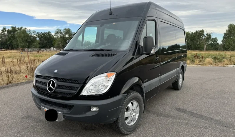 
								2010 Mercedes-Benz Sprinter 2500 Cargo Van full									
