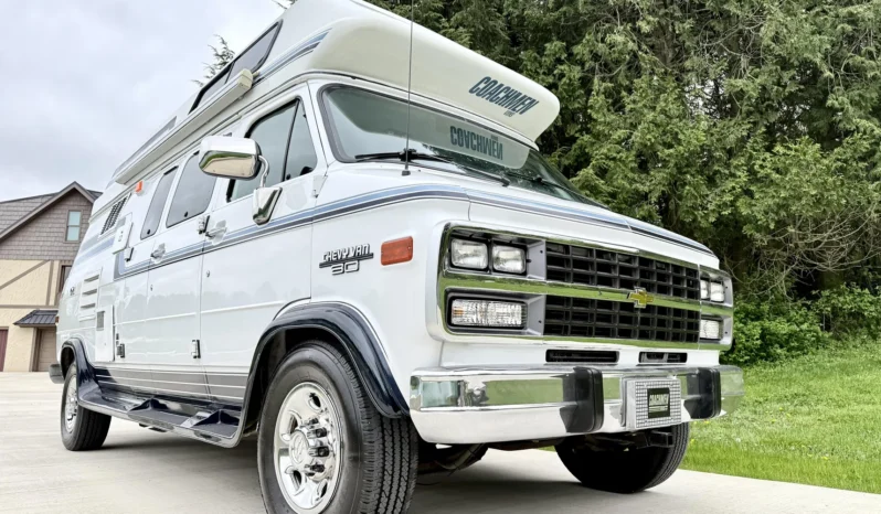 
								1995 Chevrolet G30 RV Conversion by Coachmen Vans full									