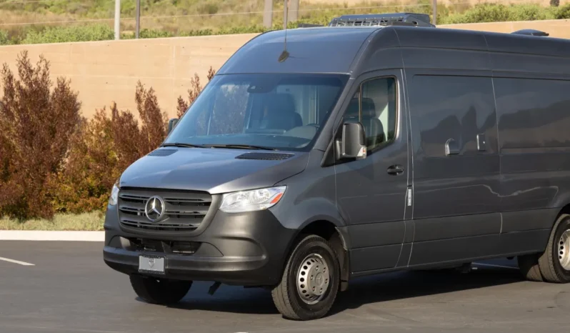 
								2021 Mercedes-Benz Sprinter 4500 Mobile Kitchen full									