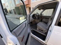 
										2000 Chevrolet Astro AWD full									