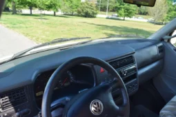 
										2001 Winnebago Rialta Volkswagen EuroVan full									