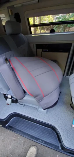 
										2002 Volkswagen Eurovan Camper full									