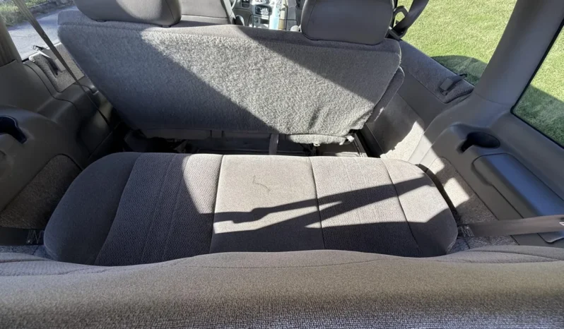 
								2003 Chevrolet Astro AWD full									