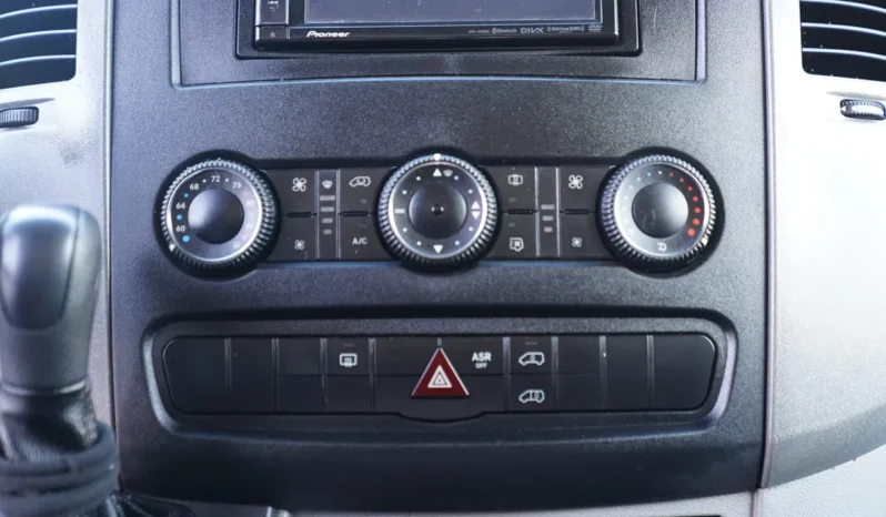 
								2013 Mercedes-Benz Sprinter 2500 Camper Conversion full									