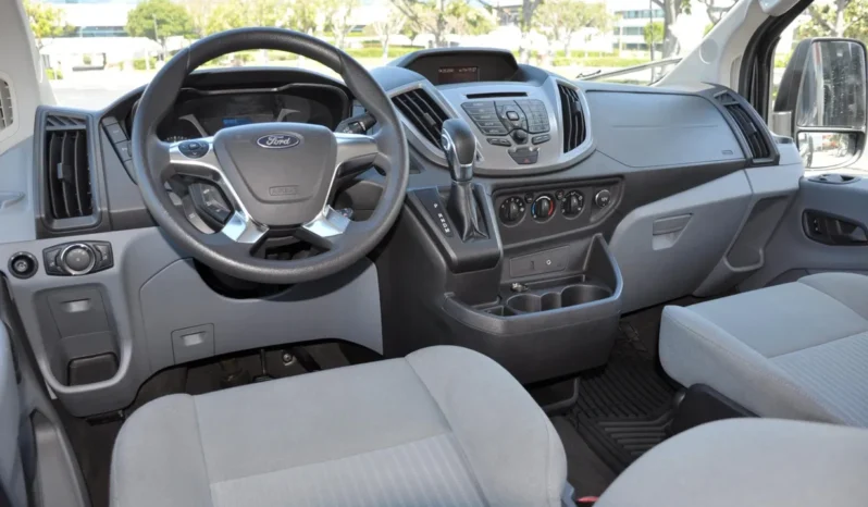 
								2016 Ford Transit 350 XLT 15-Passenger Wagon full									