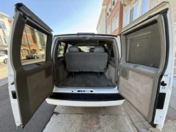 
										2000 Chevrolet Astro AWD full									