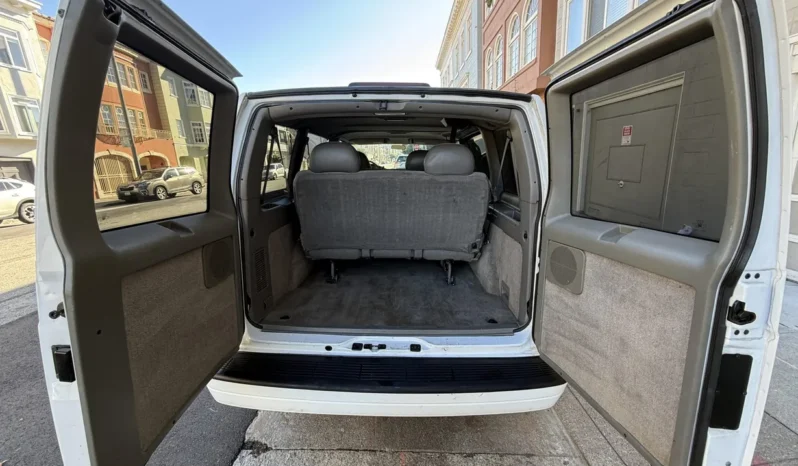 
								2000 Chevrolet Astro AWD full									