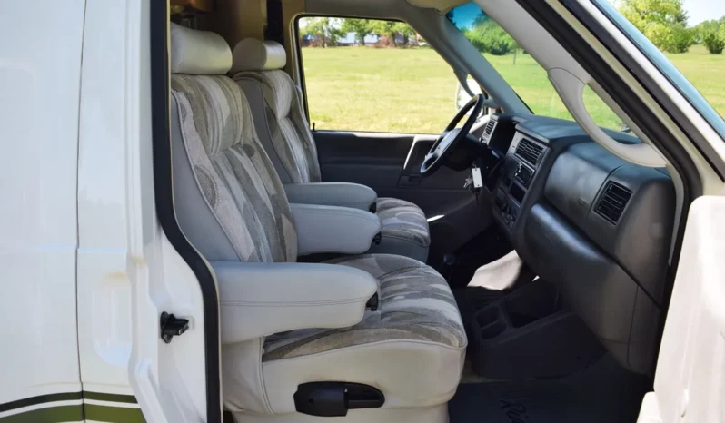
								2001 Winnebago Rialta Volkswagen EuroVan full									