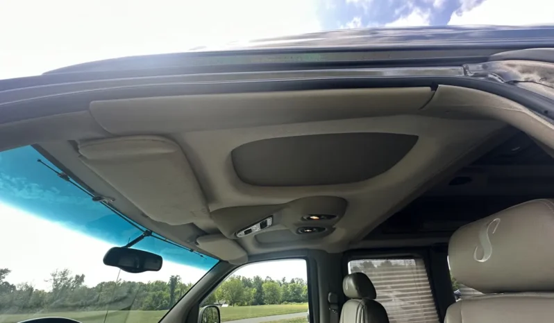 
								2002 Chevrolet Express G1500 Sherrod Conversion Van full									