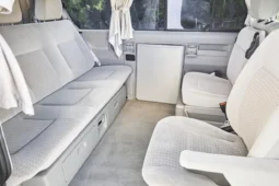 
										2002 Volkswagen EuroVan Westfalia MV Weekender Pop-top Camper full									