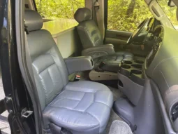 
										2007 Ford E-250 Super Duty Luxury Conversion Van full									