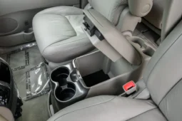 
										2004 Toyota Sienna XLE full									