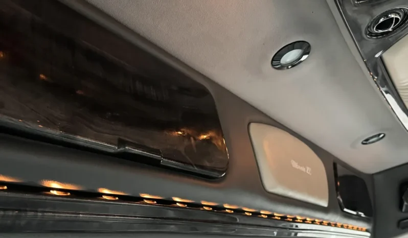 
								2006 Chevrolet Express Southern Comfort Conversion Van full									