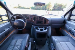 
										2007 Ford Econoline E-350 Quigley 4×4 Conversion full									