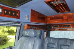 
										1995 GMC Safari AWD Conversion Van full									