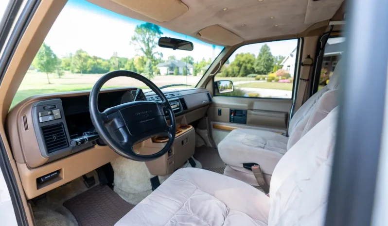 
								1994 Chevrolet Astro EXT Conversion Van full									