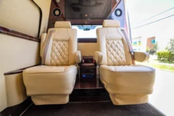 
										2012 Mercedes-Benz Sprinter 2500 Executive Coach full									