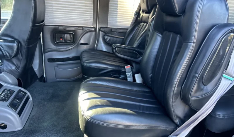 
								2013 Chevrolet Express Explorer Limited SE Conversion Van full									