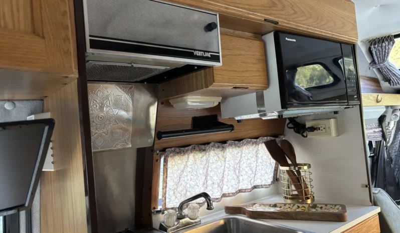 
								1996 Roadtrek 190 Versatile B3500  full									