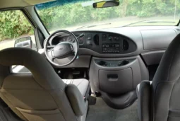 
										1997 Ford E-350 Club Wagon Chateau 7.3L Power Stroke full									