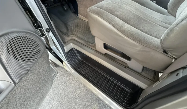 
								2003 Chevrolet Astro AWD full									
