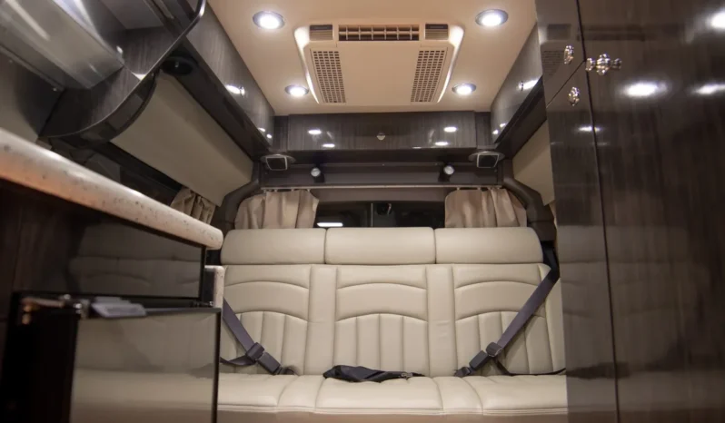 
								2010 Chevrolet Express 3500 Airstream Avenue Class B Coach full									