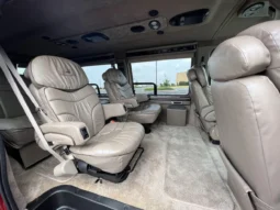 
										2001 Ford Econoline E-350 Super Duty Waldoch Conversion Van full									