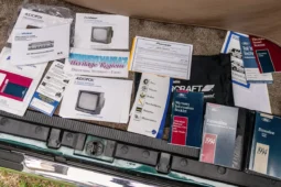 
										1994 Ford E-150 Econoline Starcraft Conversion Van full									