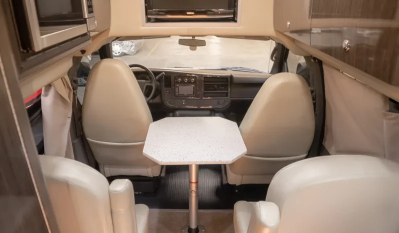 
								2010 Chevrolet Express 3500 Airstream Avenue Class B Coach full									
