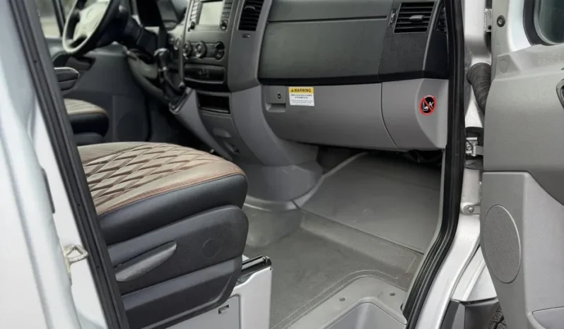 
								2015 Mercedes-Benz Sprinter 2500 4×4 Cargo Van full									